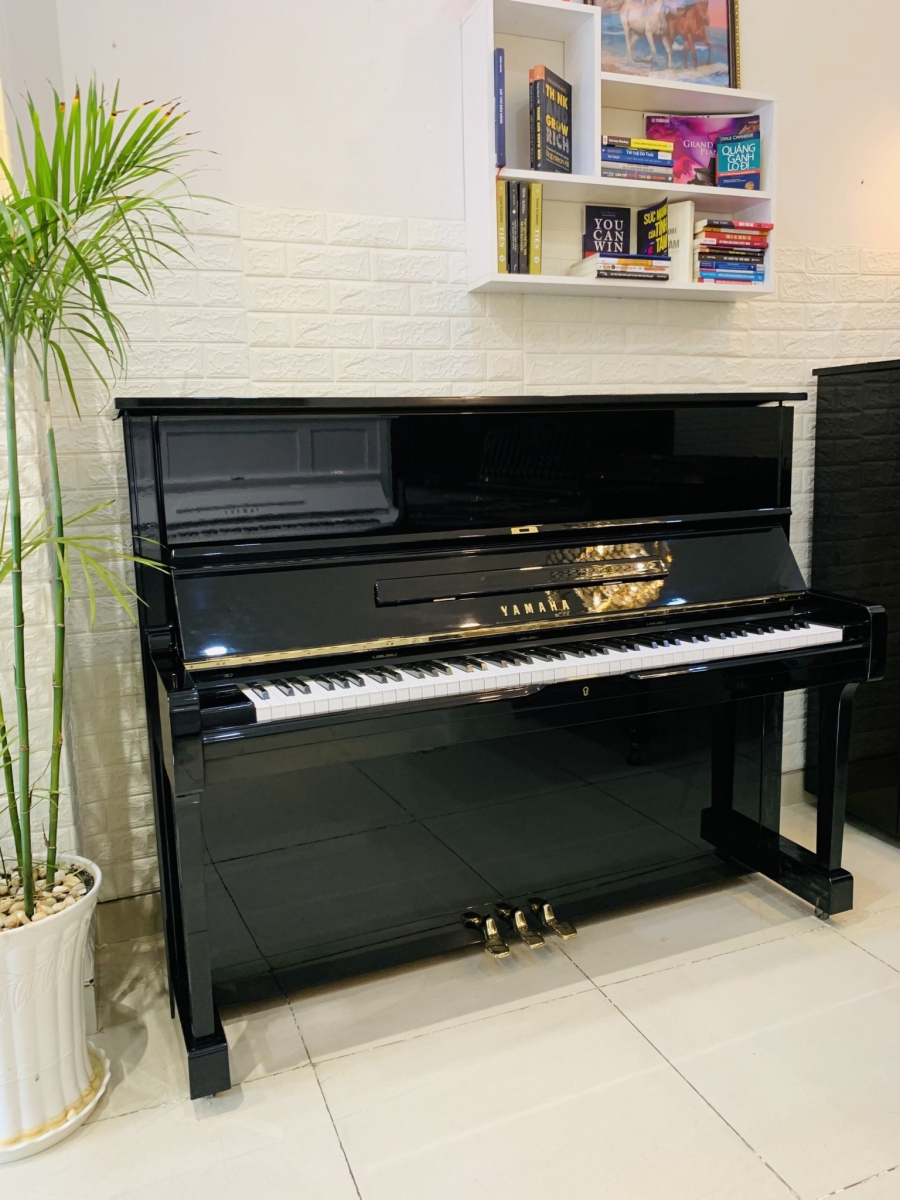 PIANO KAWAI BL71