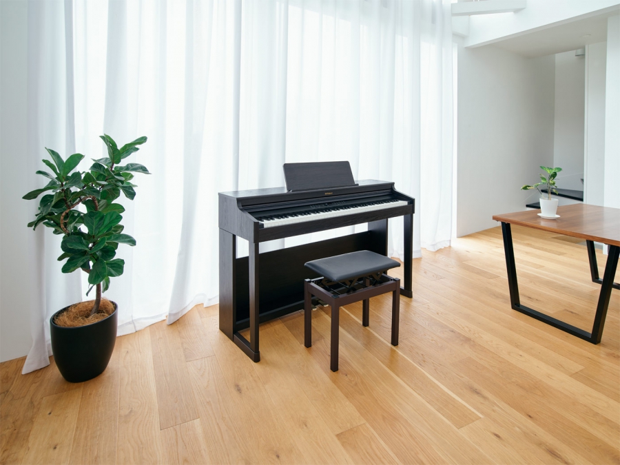 ĐÀN PIANO ROLAND RP 701